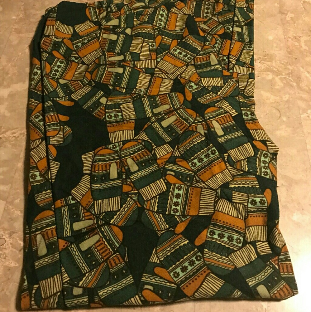 Lularoe mitten leggings OS Christmas capsule